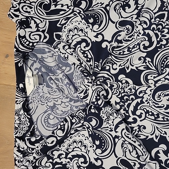 Cj Banks Black And White Printed Top Size 1X - Picture 3 of 5